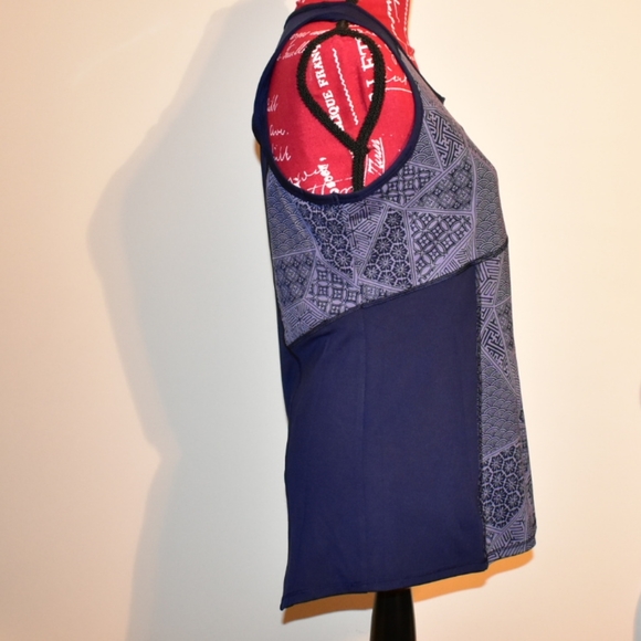 NATORI KEYHOLE BACK TANK TOP NWT - Picture 6 of 8